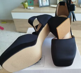 Zapatos negros tacón grueso