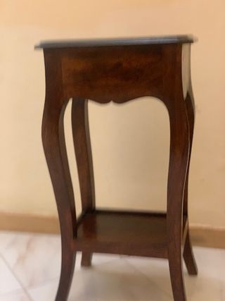 Tavolino vintage in legno massiccio