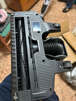 Aspirador escoba Bosch BCH3P210 PARA PIEZAS