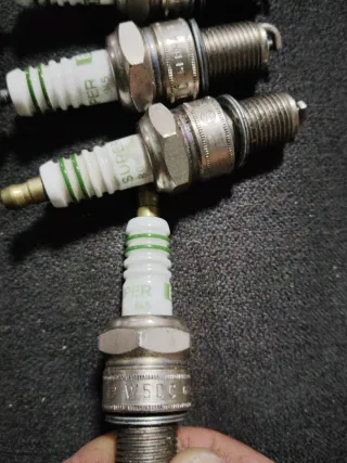 4 Bujías Bosch W5DC Alfa 33 75 GTV etc