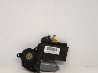 MOTOR ELEVALUNAS DELANTERO DERECHO AUDI A4 AVANT