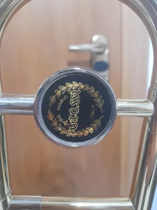 Trombon de varas dorada con funda