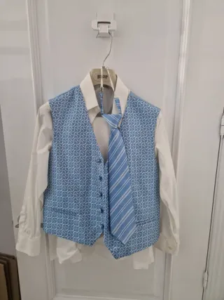Traje de Comunión Niño Blanco y azul 9 años