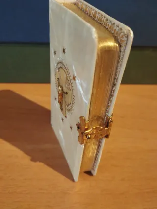 Libro Primera Comunión Perlado Cruz Crucifijo