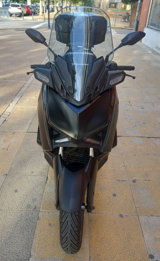 Yamaha XMAX 125cc Negra