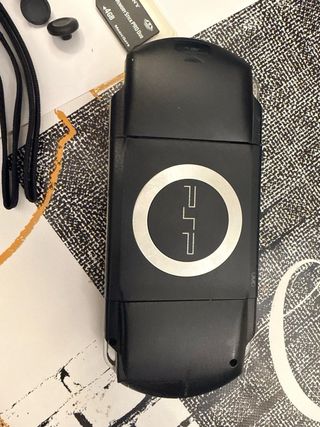 Consola Sony PSP 1000 Negra + Accesorios