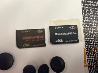 Consola Sony PSP 1000 Negra + Accesorios