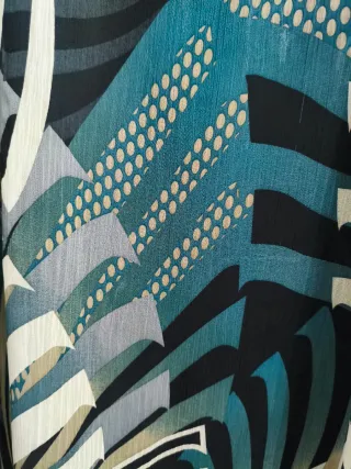 Vestido gasa volantes hombros