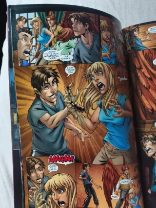 New X-Men Childhood's End - Volume 1