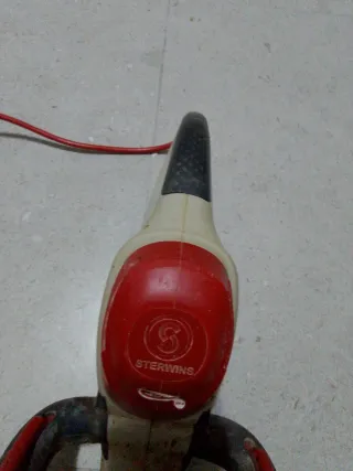 Tagliasiepi Black+Decker