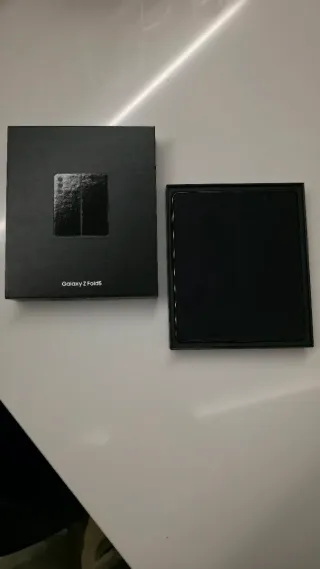 Samsung Galaxy Z Fold 5