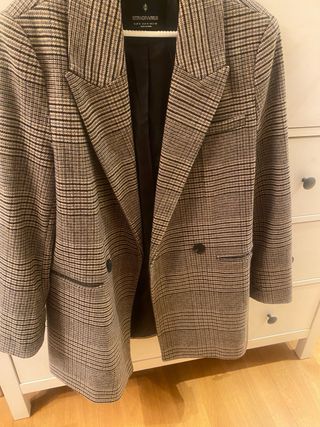 Americana cuadros Stradivarius