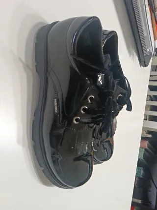 Zapatos Pablosky Negros Charol Niña