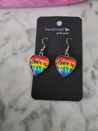 Funda gafas, neceser y pendientes multicolor