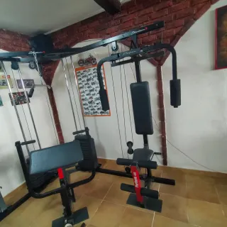 Lote Gimnasio Completo: Banco, Saco, Pesas