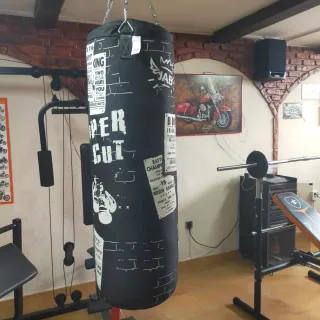 Lote Gimnasio Completo: Banco, Saco, Pesas