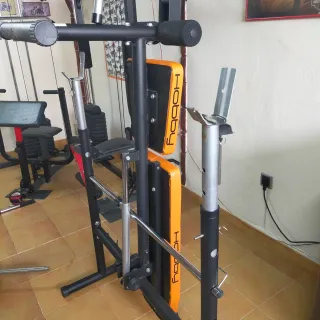 Lote Gimnasio Completo: Banco, Saco, Pesas