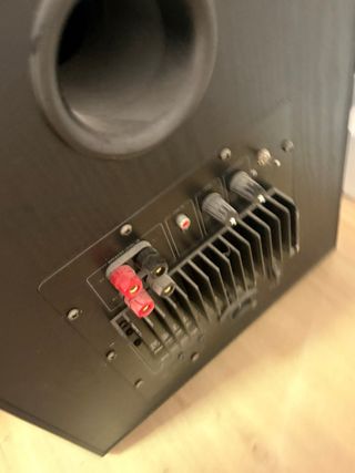 Altavoces Magnat Negros