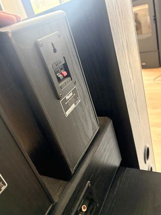 Altavoces Magnat Negros