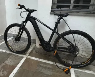 Bicicleta Eléctrica CUBE Reaction Hybrid 625