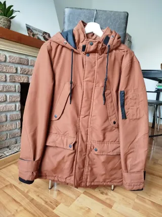 Chaqueta Bershka Marrón Talla M