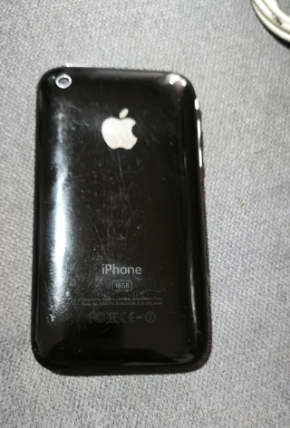 iPod 16GB (iphone)Negro + Cargador y Cable