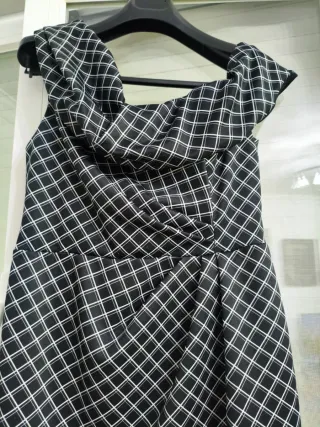 Vestido Neopreno Elástico Negro Blanco