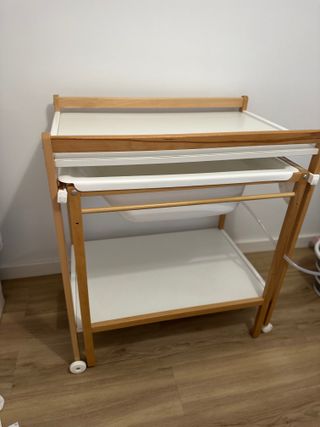 Mueble bañera cambiador bebé madera