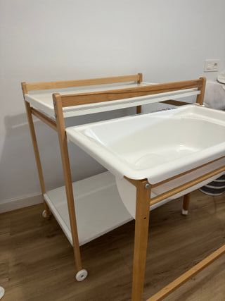 Mueble bañera cambiador bebé madera
