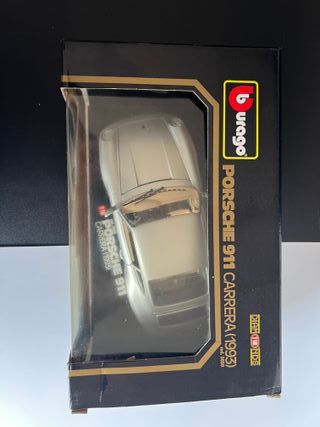 Burago Porsche 911 Carrera 1993 1/18