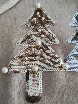 Jersey Navideño Árboles Lentejuelas Perlas Beige