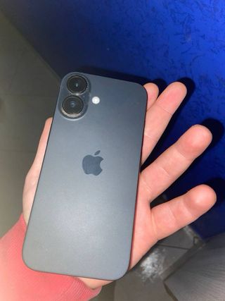 iPhone 16 nero