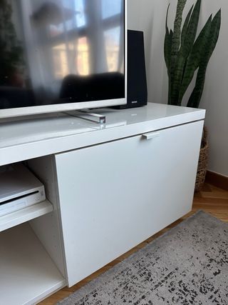 Mueble TV Blanco y Negro