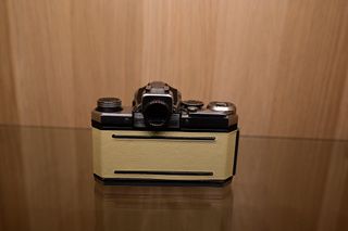 Cámara analógica Edixa Prismat