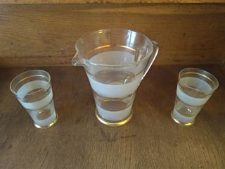 Caraffa e bicchieri vintage anni '50 oro