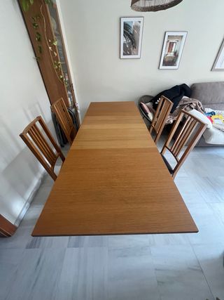 Mesa comedor y 4 sillas madera