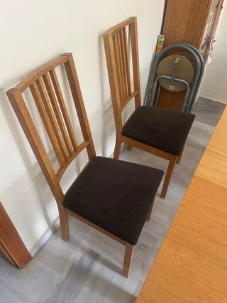 Mesa comedor y 4 sillas madera