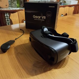 Samsung Gear VR4 + mando