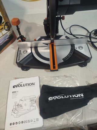 Sierra Ingletadora Evolution R210CMS