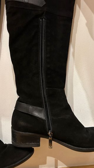 Botas altas ante negro con hebilla. Num 38