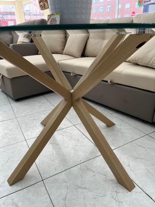 Mesa de comedor redonda cristal y madera