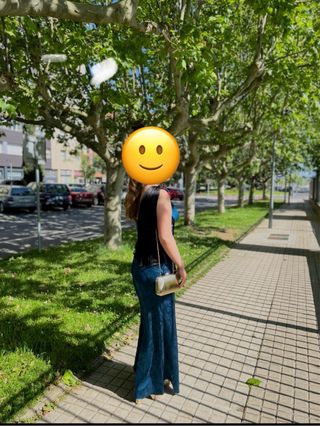 Vestido largo azul con estampado