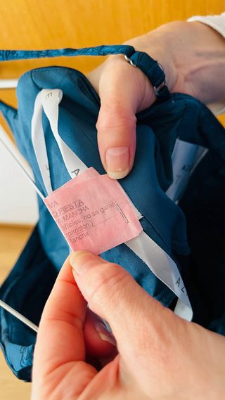 Vestido largo azul con estampado