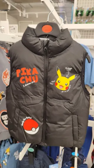 Chaleco Pikachu Niño Negro y Amarillo Sin usar