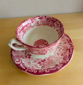 Taza de té y plato La Cartuja de Sevilla