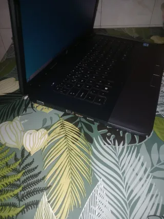 Portátil HP 250 G1 i3 3110m