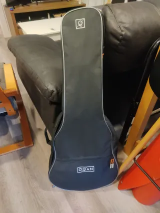 Guitarra Admira Electrificada