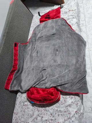 Saco para carrito de bebé rojo