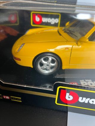 Burago Porsche Carrera 911 1/18 (1993)