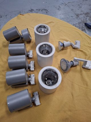 Lote 5 focos led y 3 halógenos